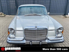 Mercedes Benz 280 SE 3.5 Coupe W111 