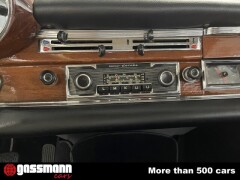 Mercedes Benz 220 SE b W111 Cabrio 