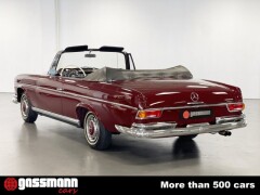 Mercedes Benz 220 SE b W111 Cabrio 
