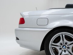 BMW  320iA \'2004 
