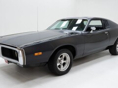 Dodge Charger 2-door hardtop coupe V8 \'74 