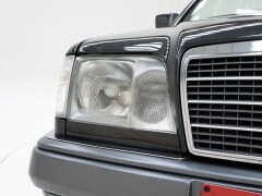Mercedes Benz 220 E \'94 