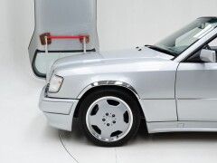 Mercedes Benz E 36 AMG + Hardtop \'95 