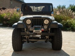 Jeep CJ7 