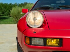 Porsche 928 S 