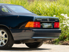 Mercedes Benz 500 SL 