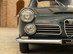 Alfa Romeo 2600 SPIDER TOURING 