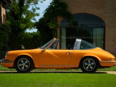 Porsche 911 T 2.2 TARGA 