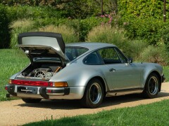 Porsche PORSCHE 930 (911) 3.0 TURBO 