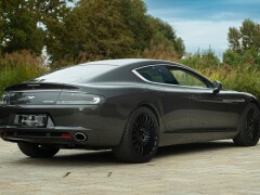 Aston Martin RAPIDE 