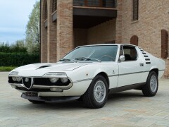 Alfa Romeo MONTREAL 