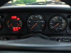 Porsche 964 (911) CARRERA 4 CABRIOLET 
