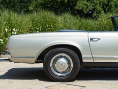 Mercedes Benz 230 SL 