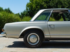 Mercedes Benz 230 SL 