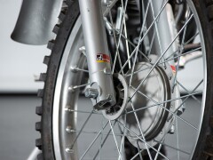SWM SIX DAYS ES 125 