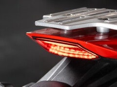 Moto Morini X-CAPE 649 